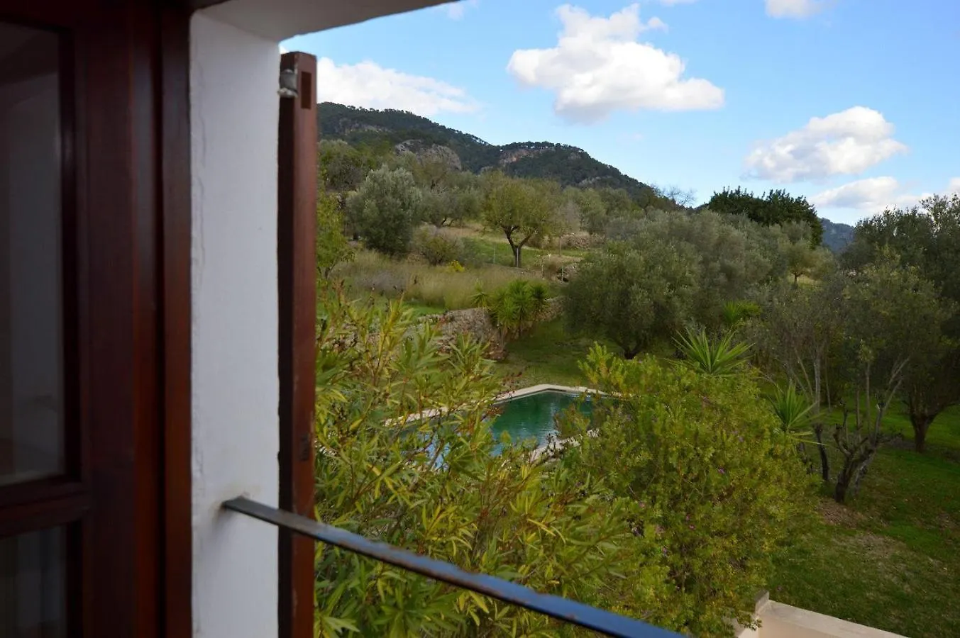 Landhuis Encantadora Finca Con Piscina En La Naturaleza Selva  Spanje